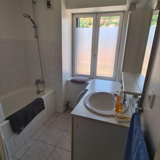  Annonces LATOURDESALVAGNY : Appartement | SAINT-ROMAIN-DE-POPEY (69490) | 68 m2 | 638 € 