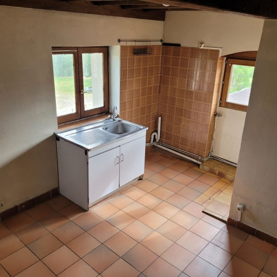  Annonces LATOURDESALVAGNY : Appartement | SAVIGNY (69210) | 50 m2 | 500 € 