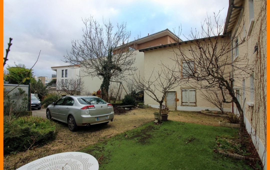 Annonces LATOURDESALVAGNY : Maison / Villa | RILLIEUX-LA-PAPE (69140) | 128 m2 | 425 000 € 