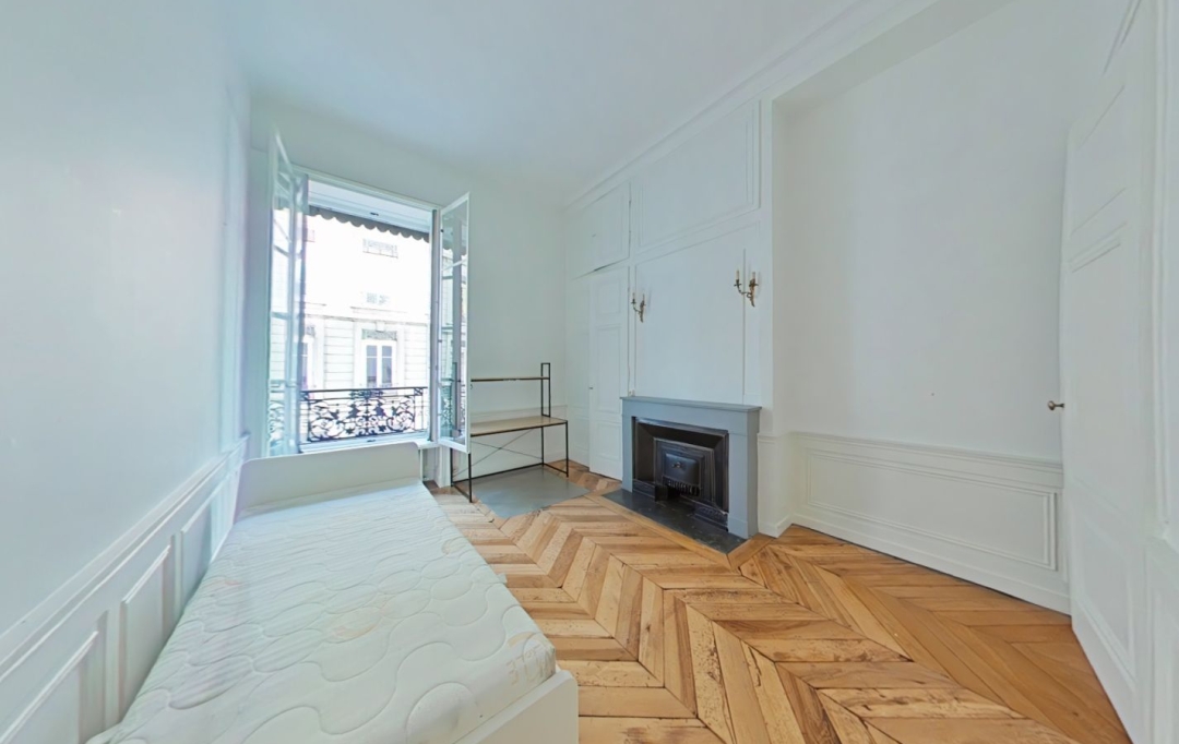 Annonces LATOURDESALVAGNY : Appartement | LYON (69002) | 120 m2 | 1 800 € 