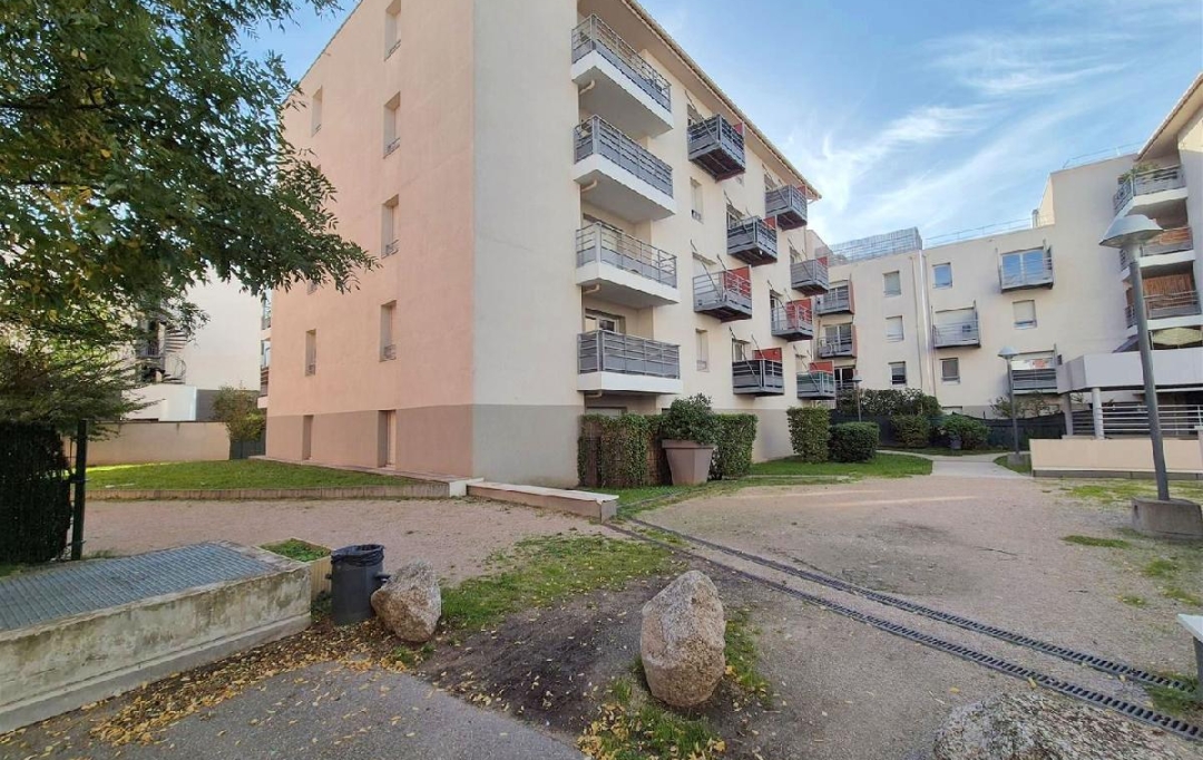 Annonces LATOURDESALVAGNY : Appartement | PIERRE-BENITE (69310) | 55 m2 | 194 000 € 