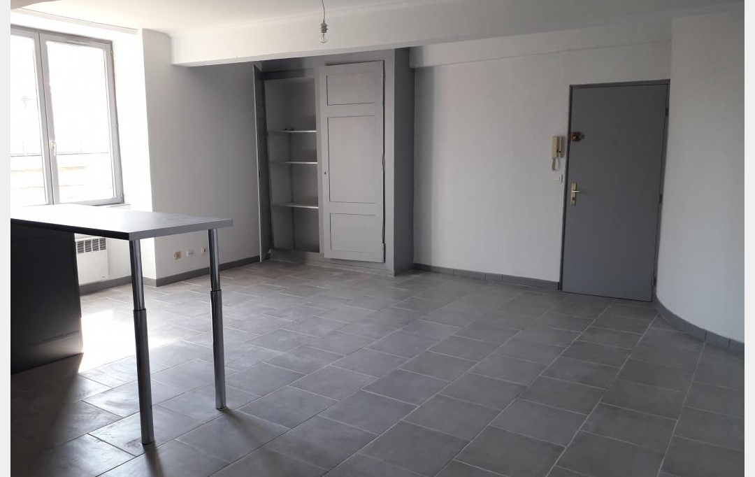 Annonces LATOURDESALVAGNY : Appartement | L'ARBRESLE (69210) | 63 m2 | 677 € 