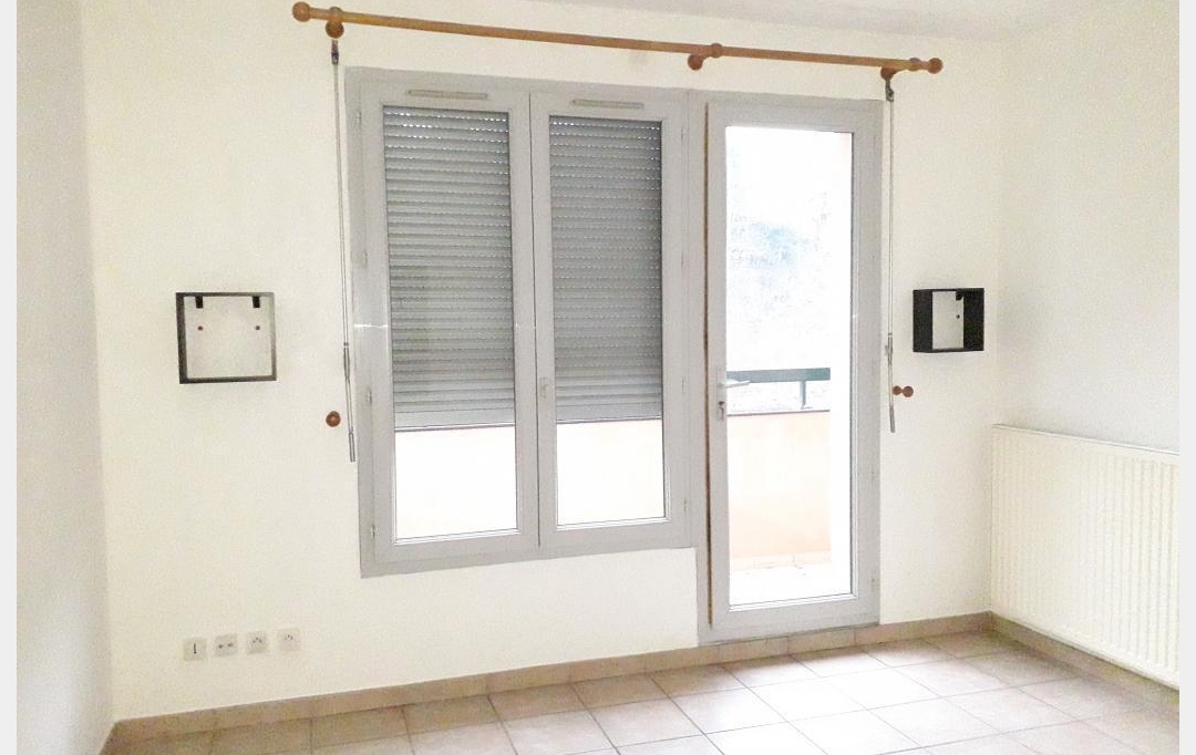 Annonces LATOURDESALVAGNY : Appartement | SAIN-BEL (69210) | 54 m2 | 610 € 