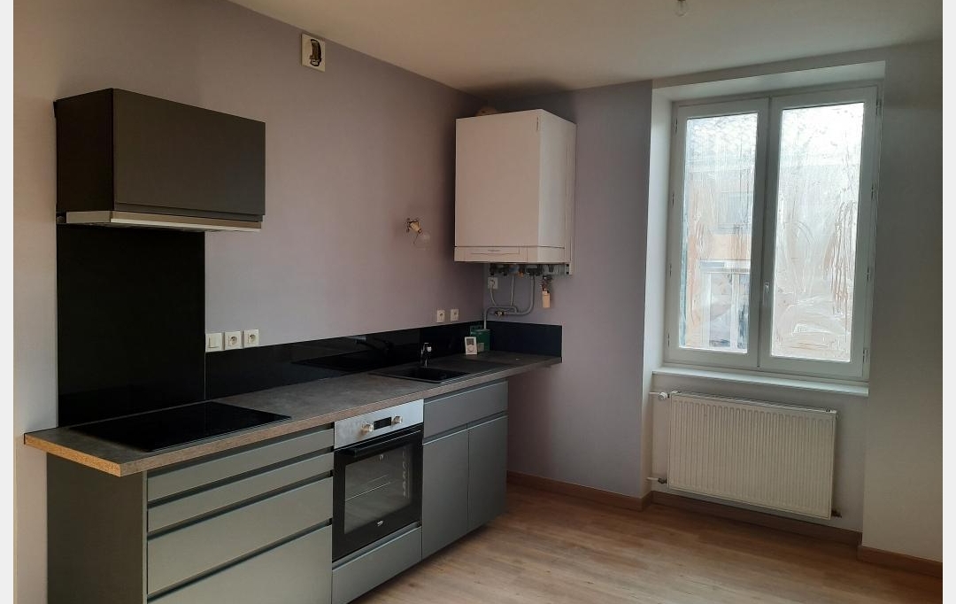 Annonces LATOURDESALVAGNY : Appartement | SAINT-ROMAIN-DE-POPEY (69490) | 66 m2 | 630 € 