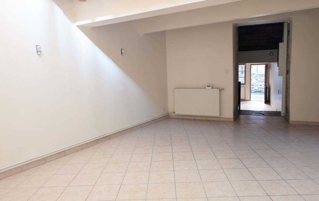 Annonces LATOURDESALVAGNY : Appartement | SAIN-BEL (69210) | 74 m2 | 615 € 