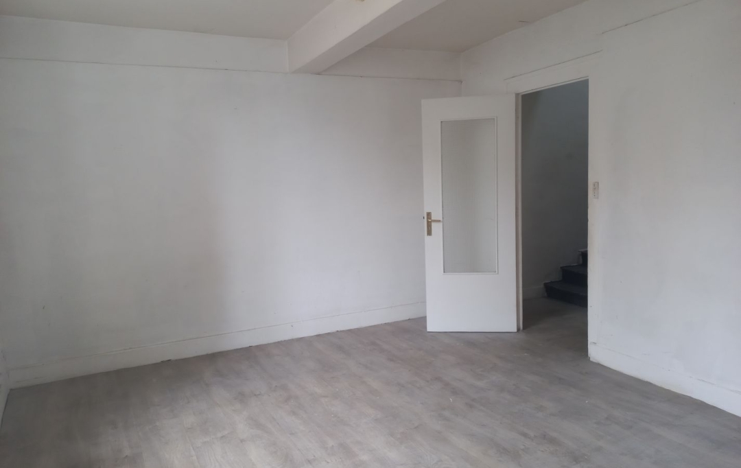 Annonces LATOURDESALVAGNY : Immeuble | L'ARBRESLE (69210) | 100 m2 | 187 200 € 