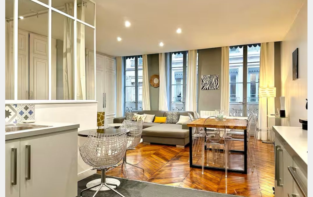 Annonces LATOURDESALVAGNY : Apartment | LYON (69002) | 55 m2 | 1 950 € 