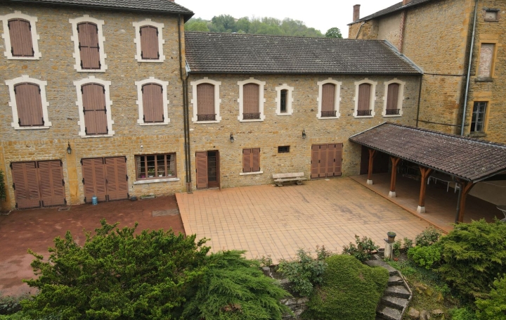  Annonces LATOURDESALVAGNY Maison / Villa | CHESSY (69380) | 356 m2 | 1 236 000 € 