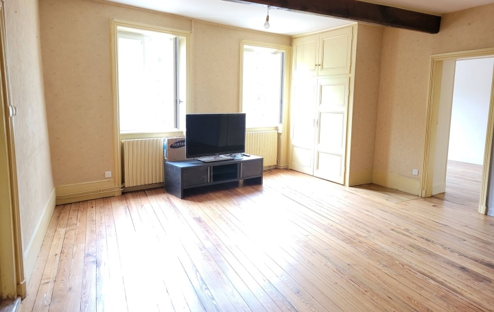 Appartement P5   BESSENAY  103 m2 990 € 